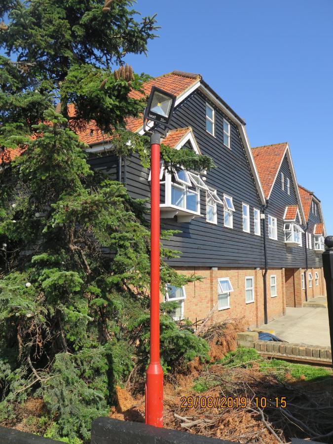 Hotel Oyster Fleet Canvey Island