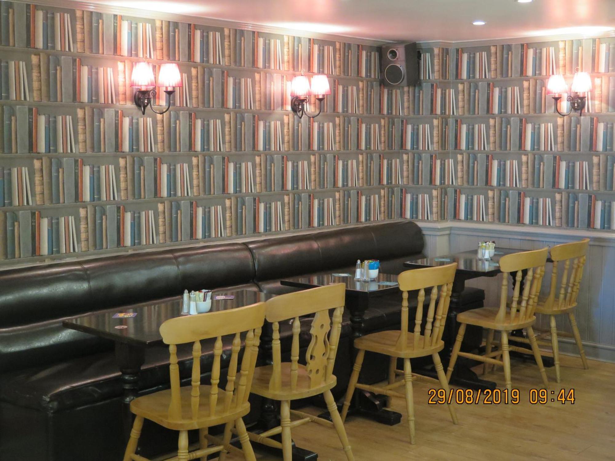 Oyster Fleet Hotel 2*
