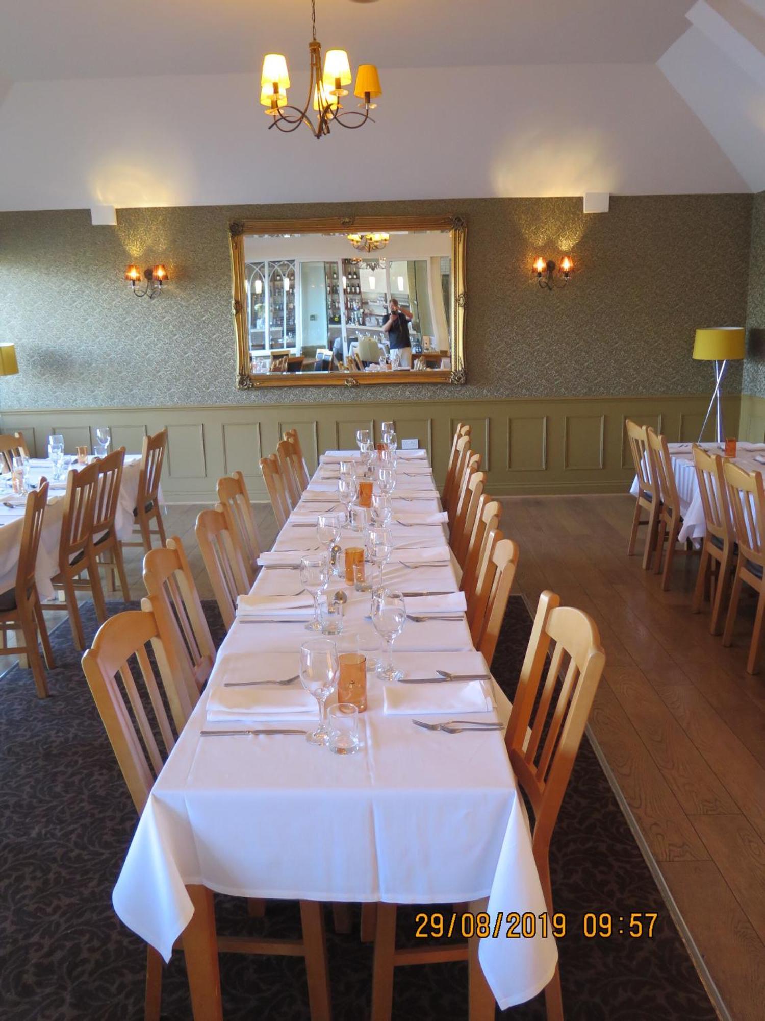 Oyster Fleet Hotel