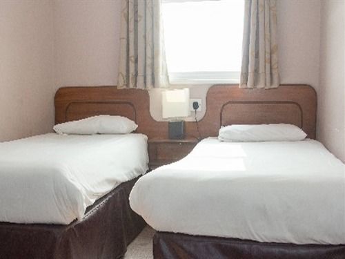 Oyster Fleet Hotel
